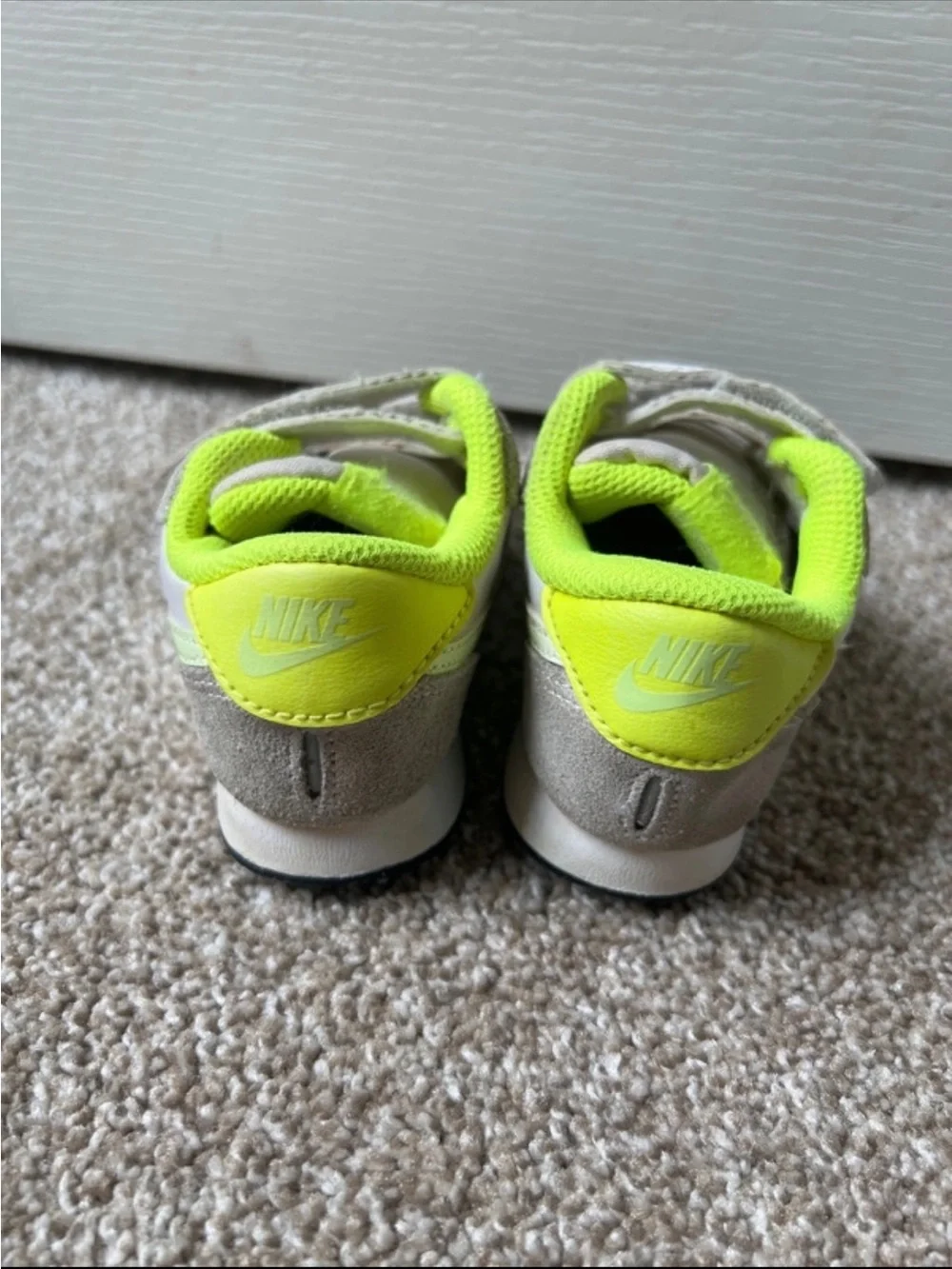 Nike Kids white and Neon Green Velcro Sneakers